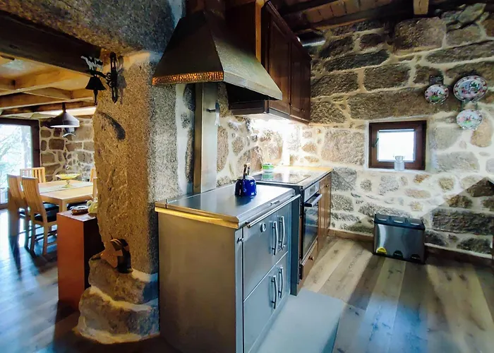 Castrum - Casa Da Curveirinha - Jacuzzi 멜가코