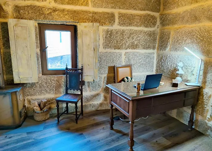 Castrum - Casa Da Curveirinha - Jacuzzi 펜션