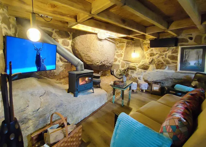 Castrum - Casa Da Curveirinha - Jacuzzi 펜션 멜가코