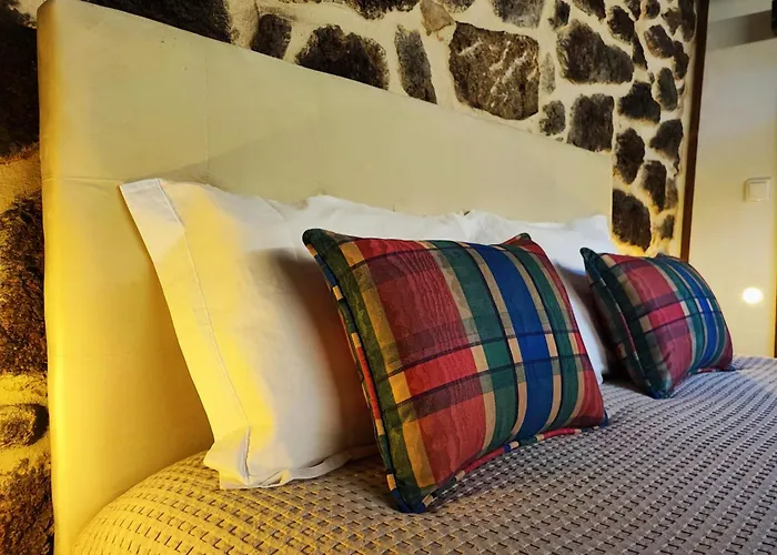 Castrum - Casa Da Curveirinha - Jacuzzi 펜션