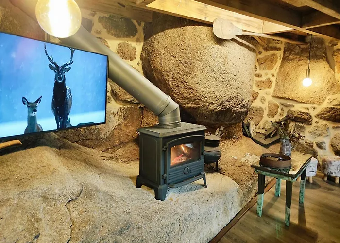 Castrum - Casa Da Curveirinha - Jacuzzi בית נופש